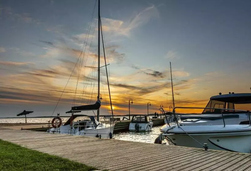 Marina śniardwy Resort