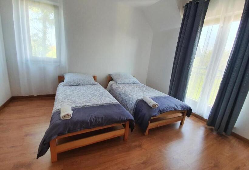 ペンション Pokoje Gościnne Liber