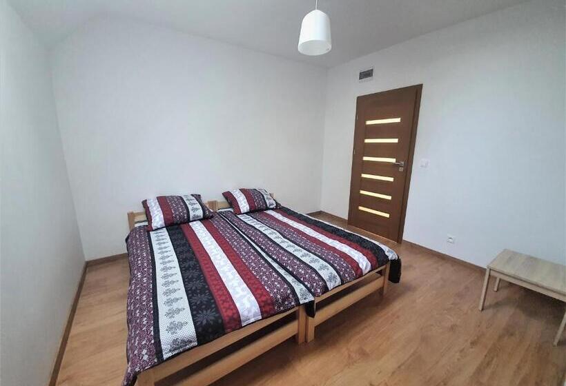 ペンション Pokoje Gościnne Liber