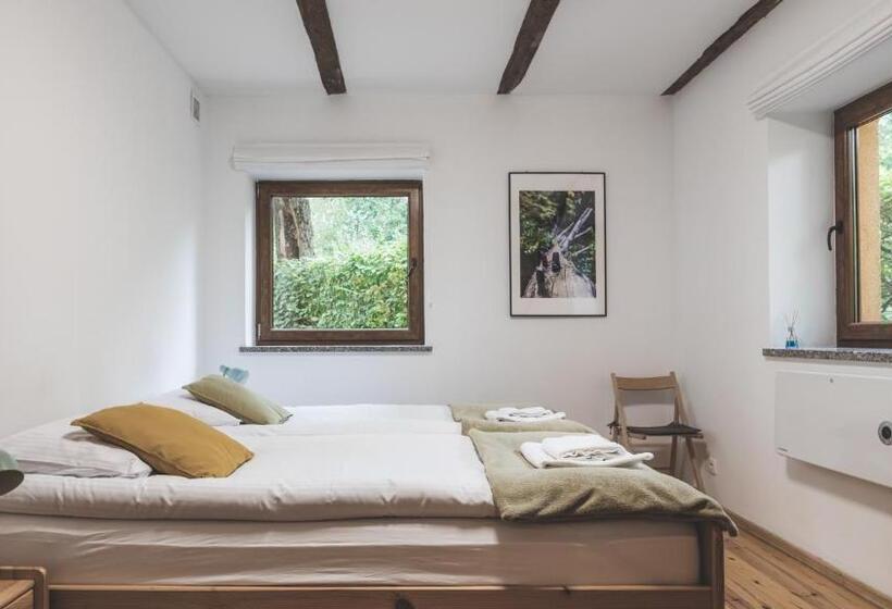 펜션 Przystanek Czarne