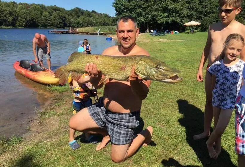 Lomakeskus Folwark Na Półwyspie