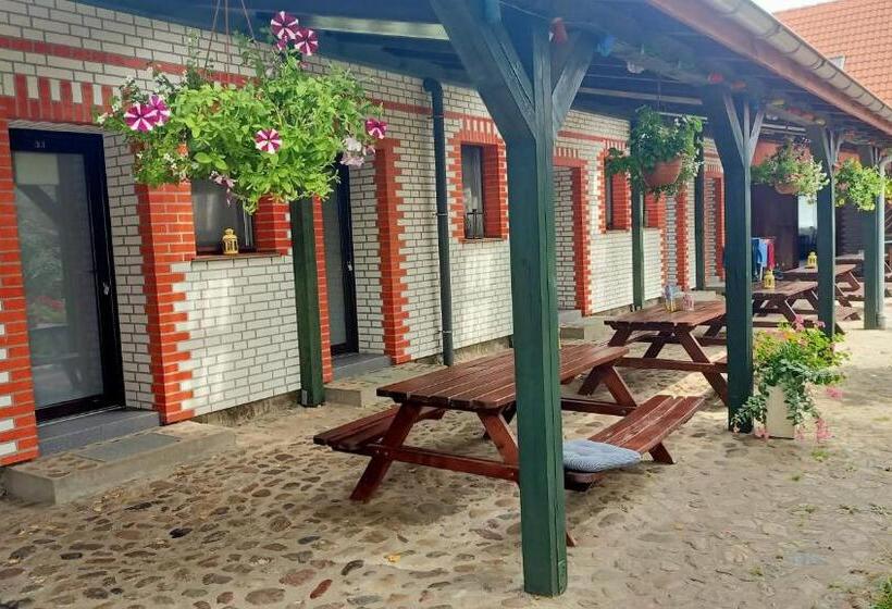 リゾートホテル Folwark Na Półwyspie