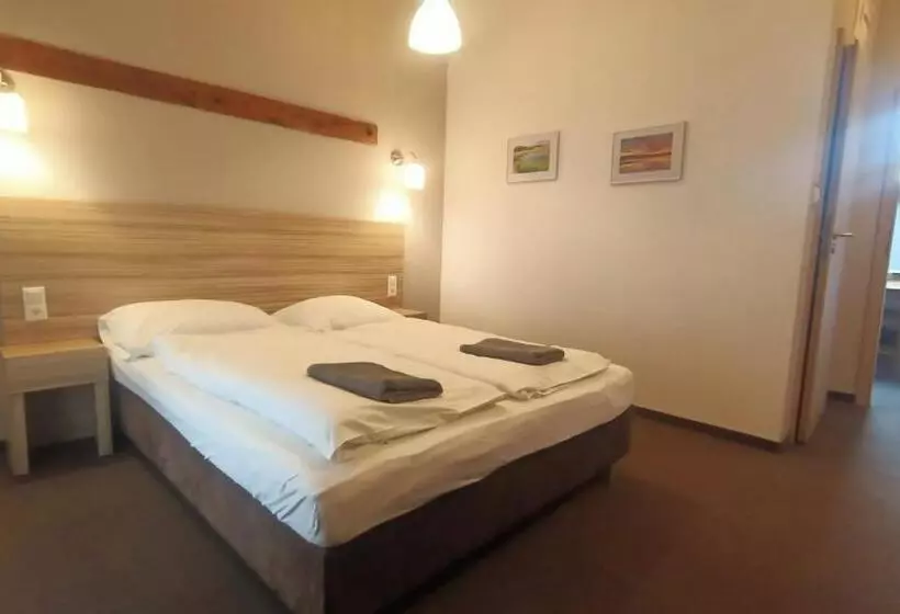 Lomakeskus Folwark Na Półwyspie