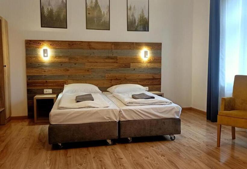 リゾートホテル Folwark Na Półwyspie