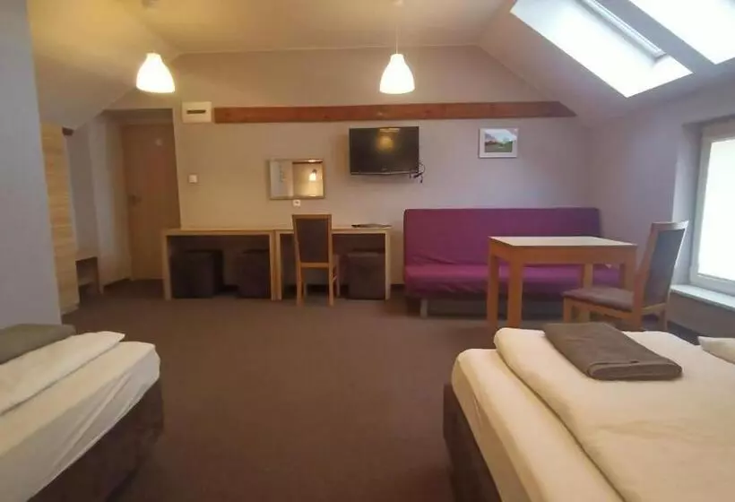 Lomakeskus Folwark Na Półwyspie