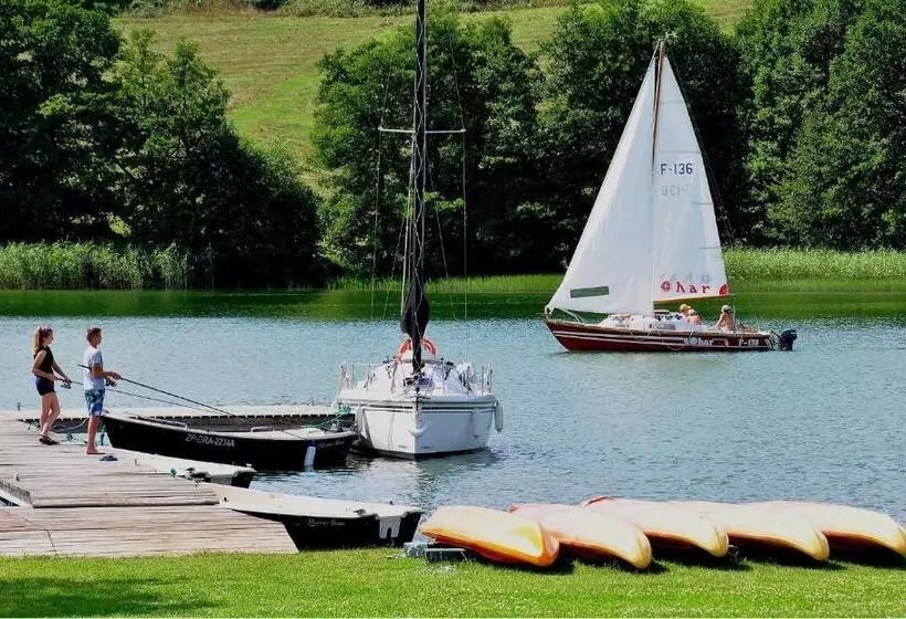 Lomakeskus Folwark Na Półwyspie