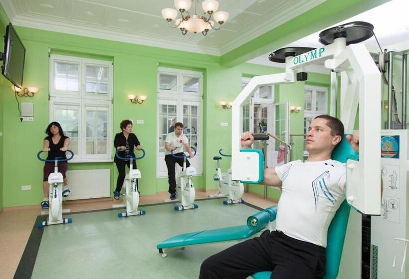 리조트 Jan Kazimierz