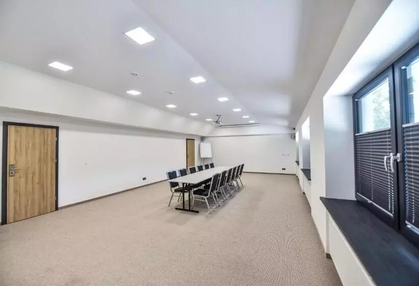 Lomakeskus Sport Rooms Spała