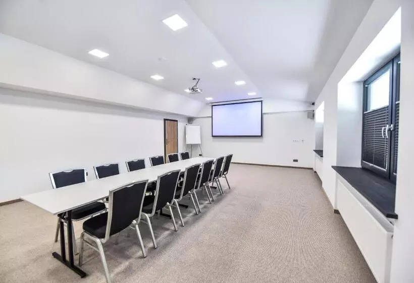 Lomakeskus Sport Rooms Spała