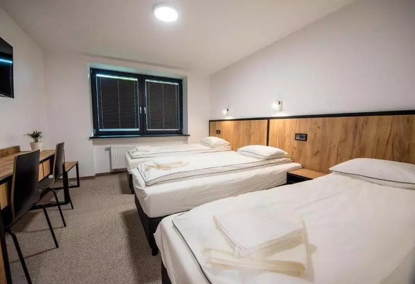 Lomakeskus Sport Rooms Spała