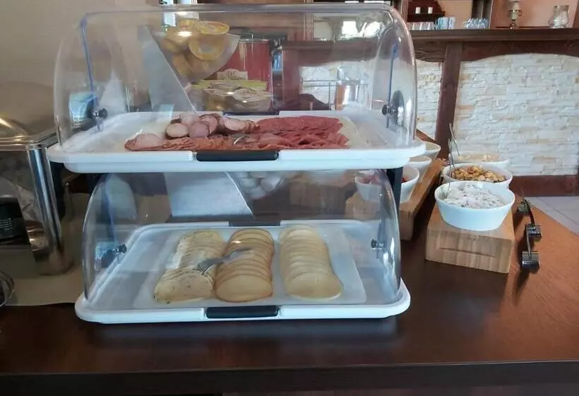 Retkeilymaja Gościniec Nad Zalewem