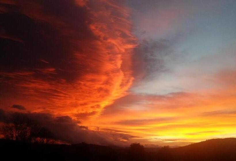 הוסטל Gościniec Nad Zalewem