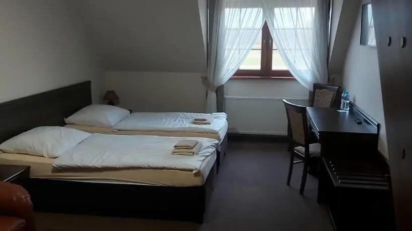 ユースホステル Gościniec Nad Zalewem