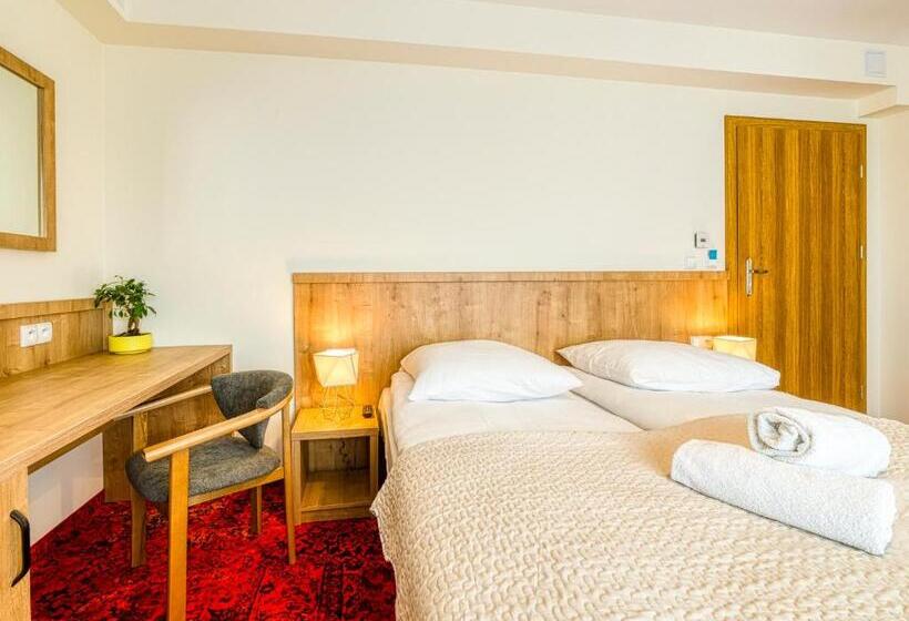 تختخواب و صبحانه żelazne Wrota