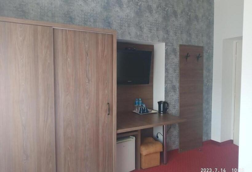 住宿加早餐 Lusia