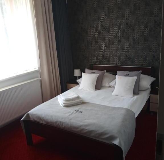 住宿加早餐 Lusia