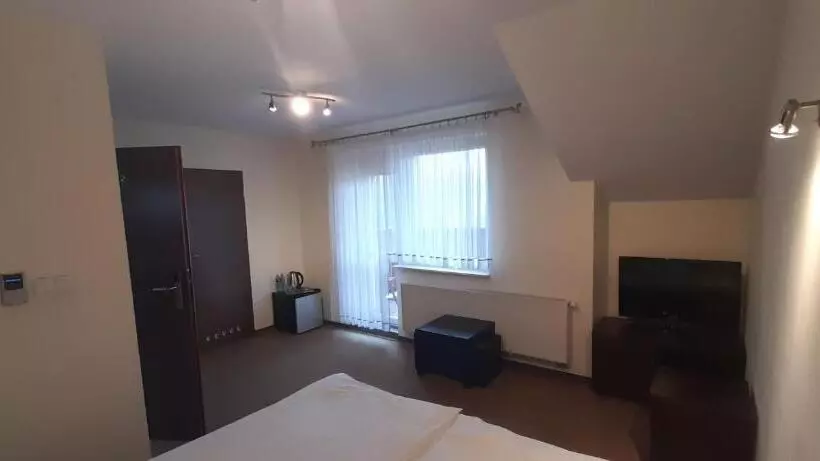 Aamiaismajoitus (B&B) Lusia