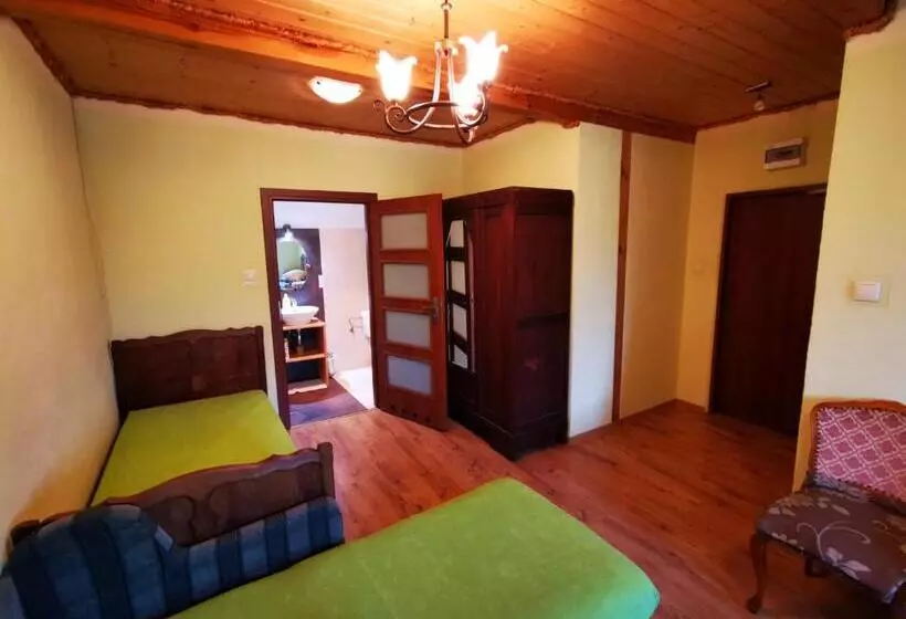 ホテル Agroturystyka Klęk