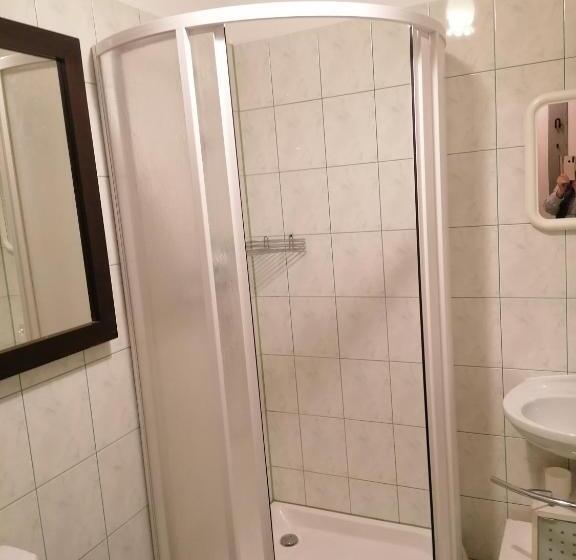 ホテル Dom Honorat, Kamianna 70, 33 336