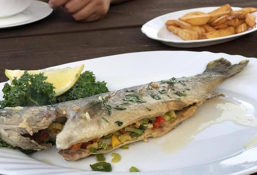 فندق Dom Nad Rozlewiskiem