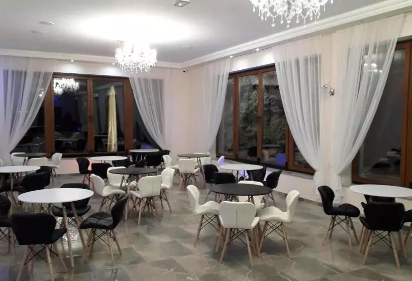 هتل I Restauracja Admirał