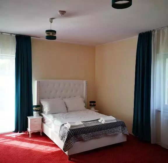 هتل I Restauracja Admirał