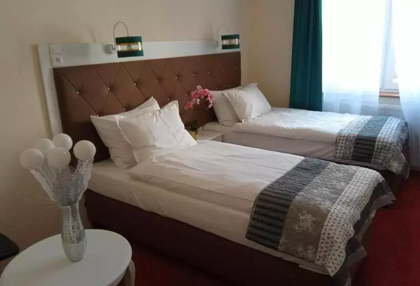 هتل I Restauracja Admirał