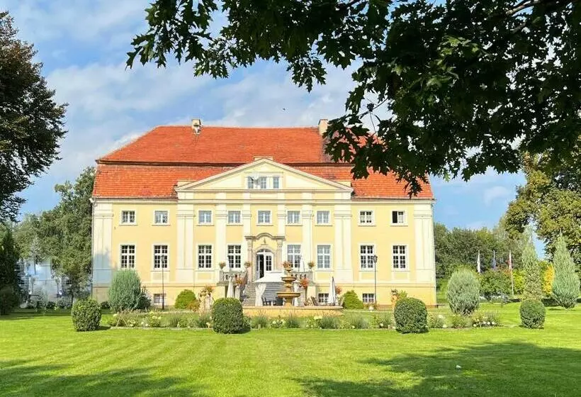 Hotelli Pałac Henryków