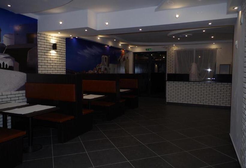 בית מלון כפרי Tawerna Akropolis