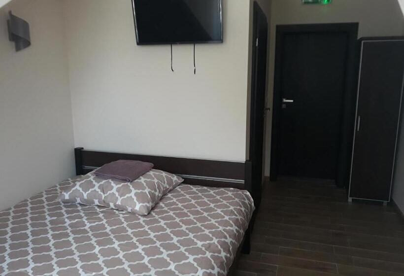 בית מלון כפרי Tawerna Akropolis