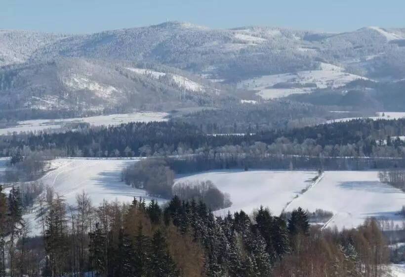 Hotelli Widokowa Osada