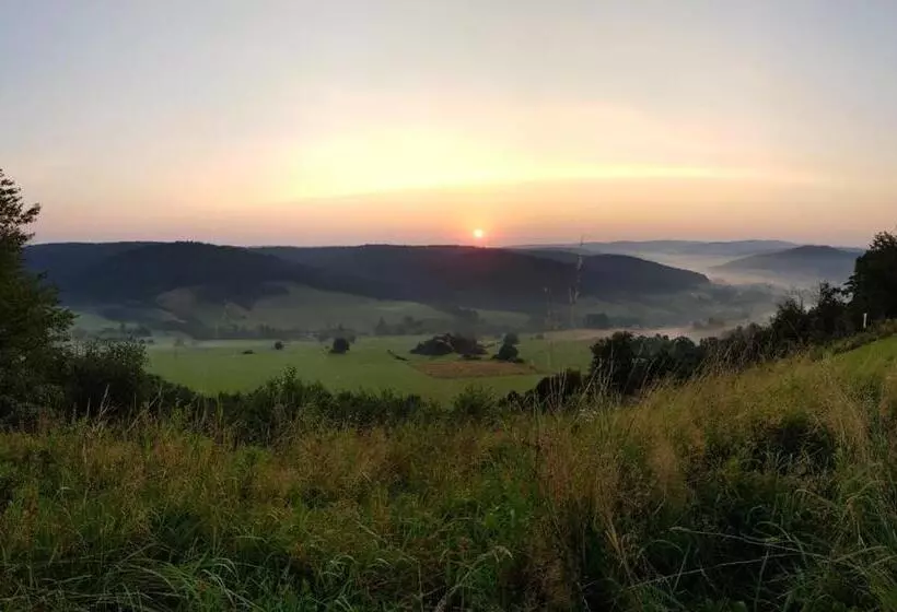 Hotelli Zacisze Osławy Agroturystyka