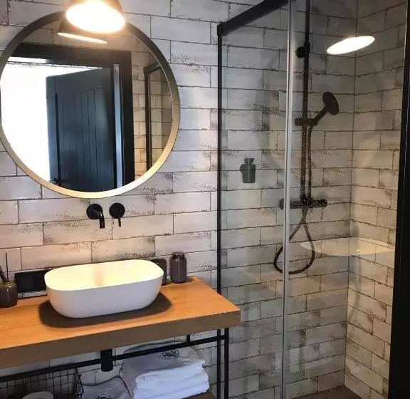 Majatalo Bieszczadzka Stodoła