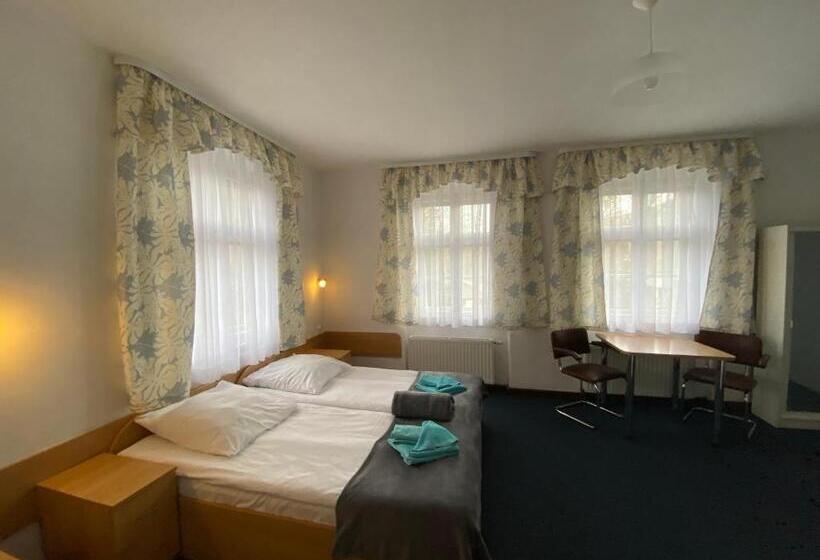 פנסיון Ow Duet