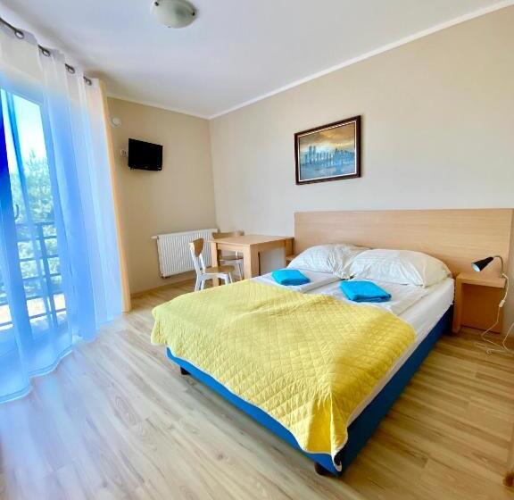 פנסיון Willa Octavia