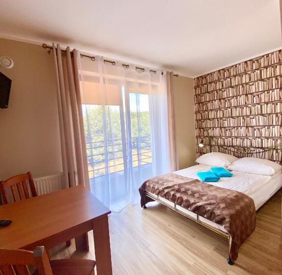 פנסיון Willa Octavia