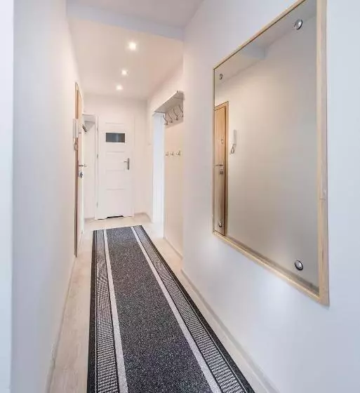 J&j Apartments łazienna 30 Pokoje Na Wynajem