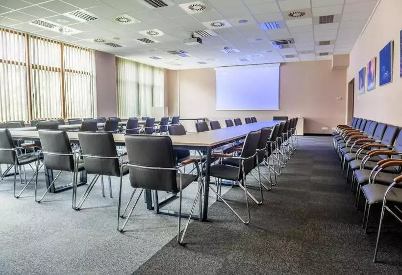 Lomakeskus Centrum Promocji Leśnictwa W Mucznem