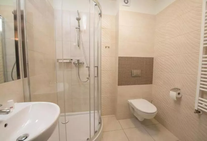 Lomakeskus Centrum Promocji Leśnictwa W Mucznem