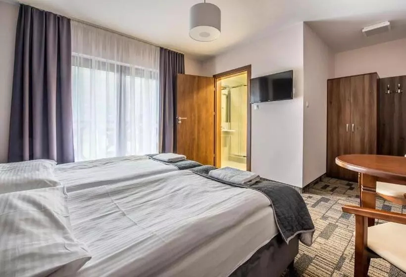 Lomakeskus Centrum Promocji Leśnictwa W Mucznem