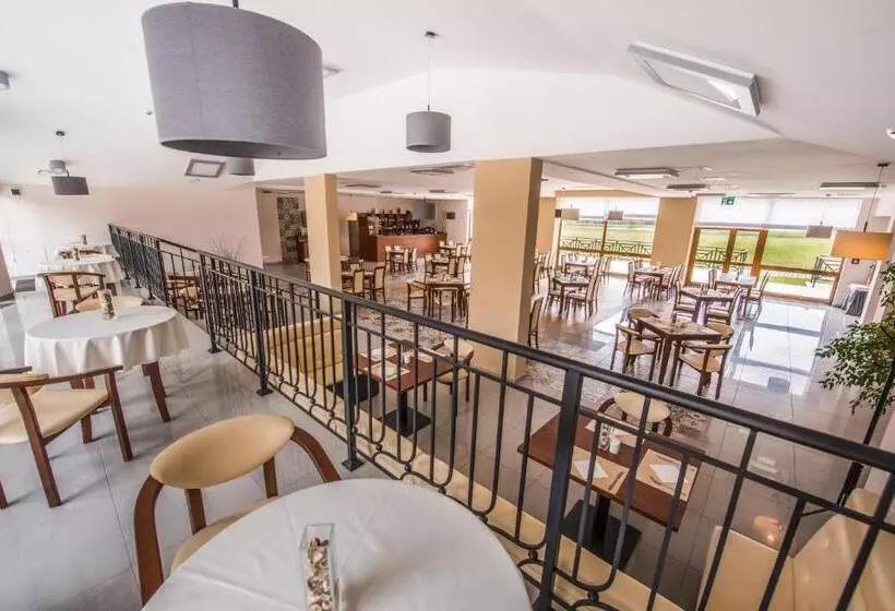 Lomakeskus Centrum Promocji Leśnictwa W Mucznem