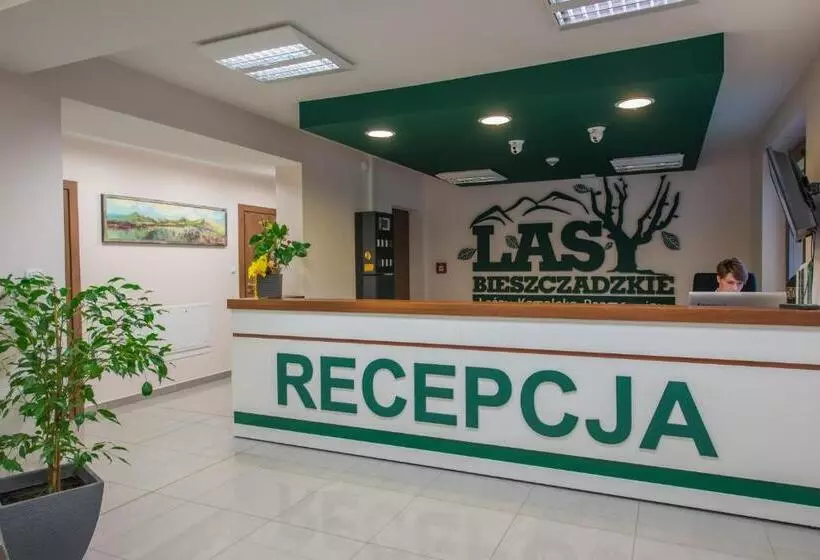 Lomakeskus Centrum Promocji Leśnictwa W Mucznem