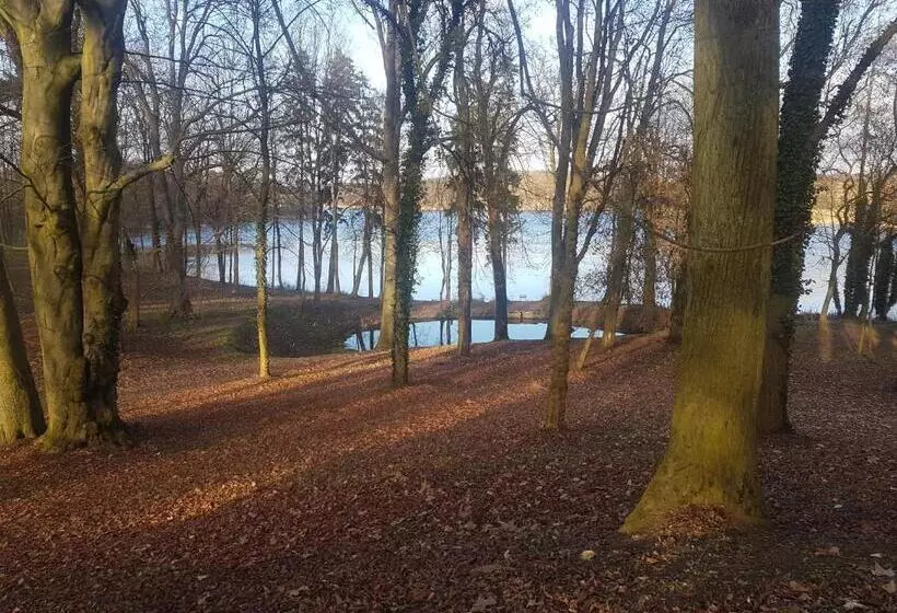 Lomakeskus Pałac Kwilecki  Agroturystyka Premium & Spa