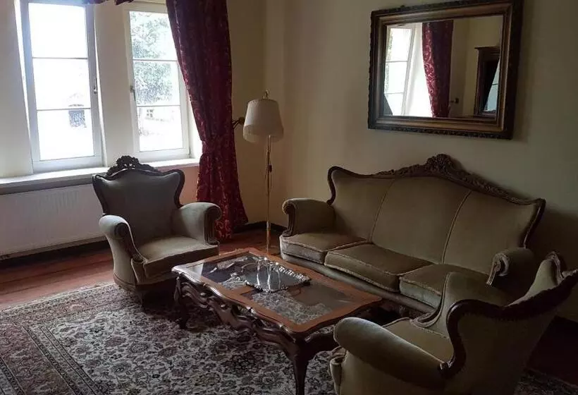 Lomakeskus Pałac Kwilecki  Agroturystyka Premium & Spa