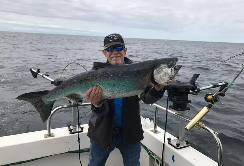 Alaska's Capital Inn Bed And Breakfast