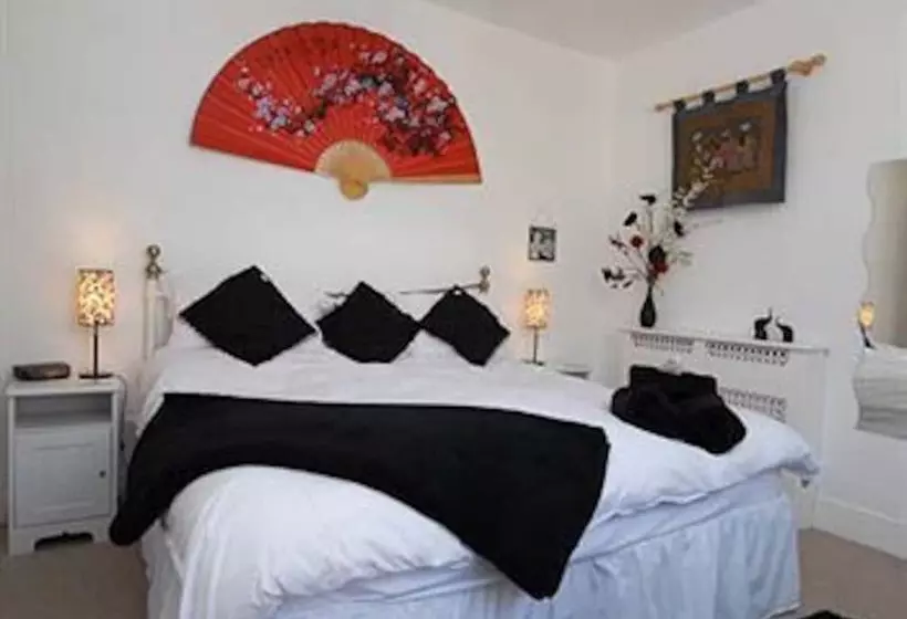 تختخواب و صبحانه Anchor House