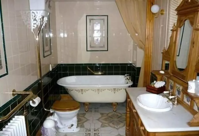 ベッドアンドブレックファースト Koala Cottage