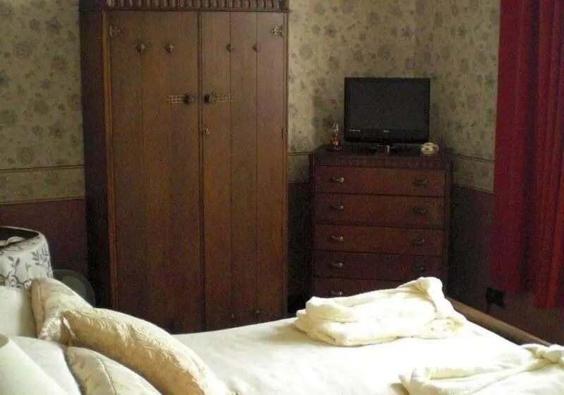 ベッドアンドブレックファースト Stafford House Guest House