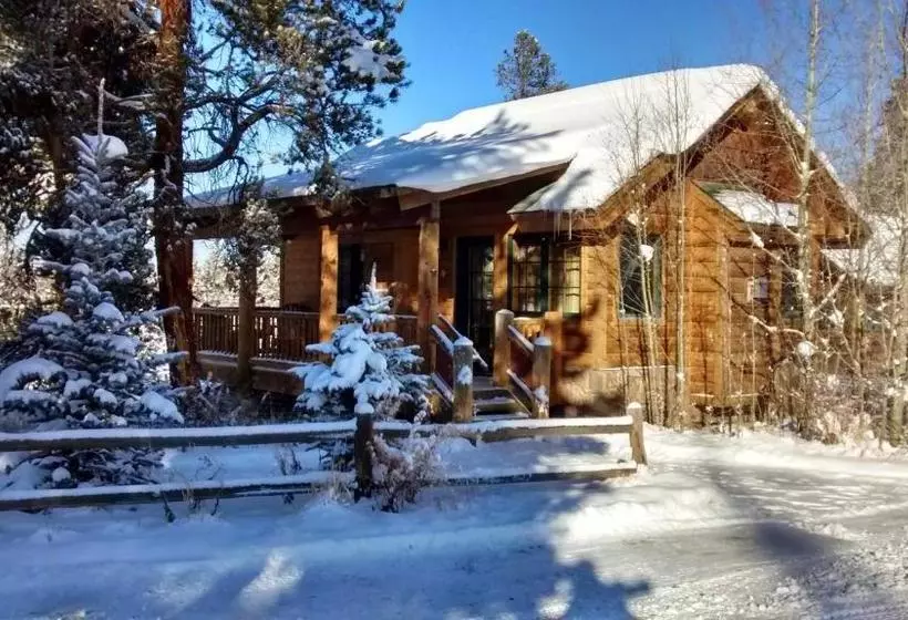 住宿加早餐  Wild Horse Inn