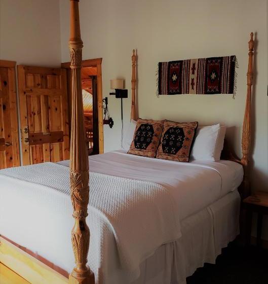 مبيت وإفطار Wild Horse Inn